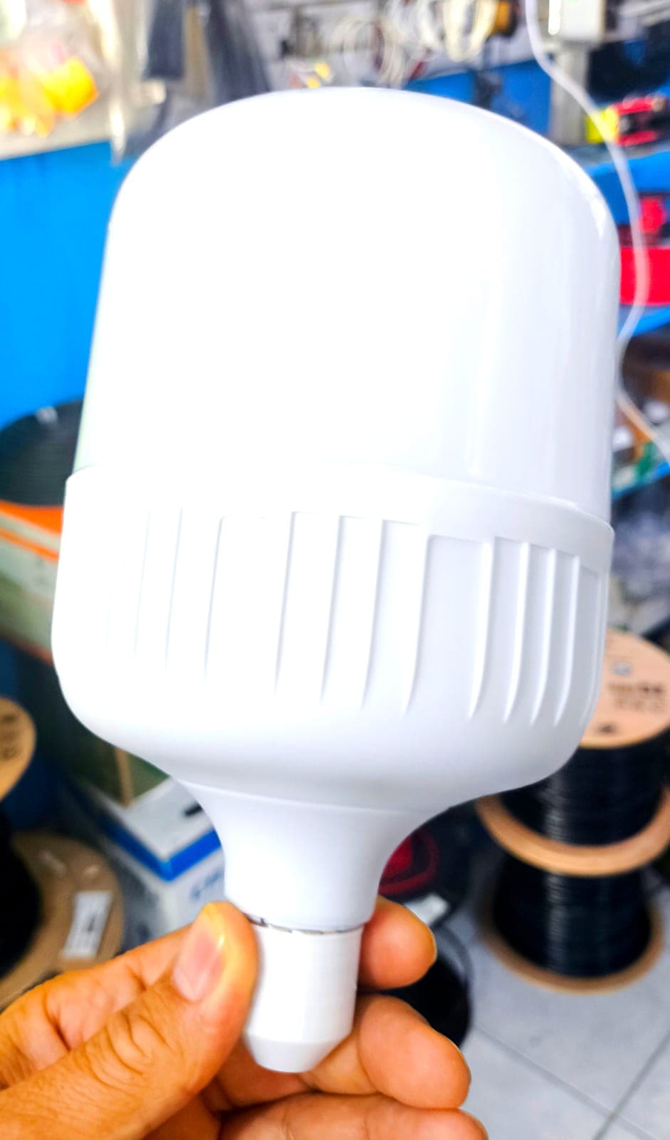 Imagen de Bombillo Led Yako 40W