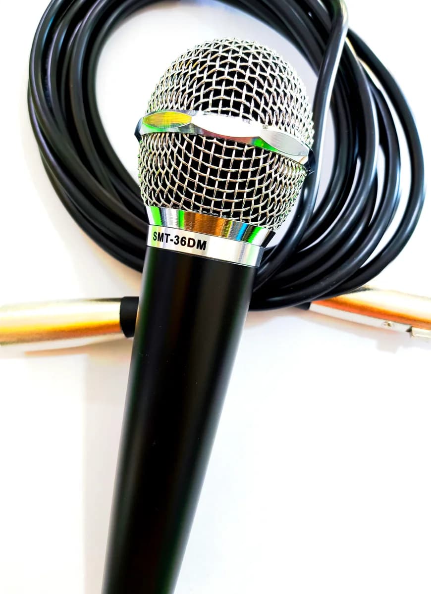 Imagen principal de Microfono Dinámico Tipo Shure Maletín SMT-36DM