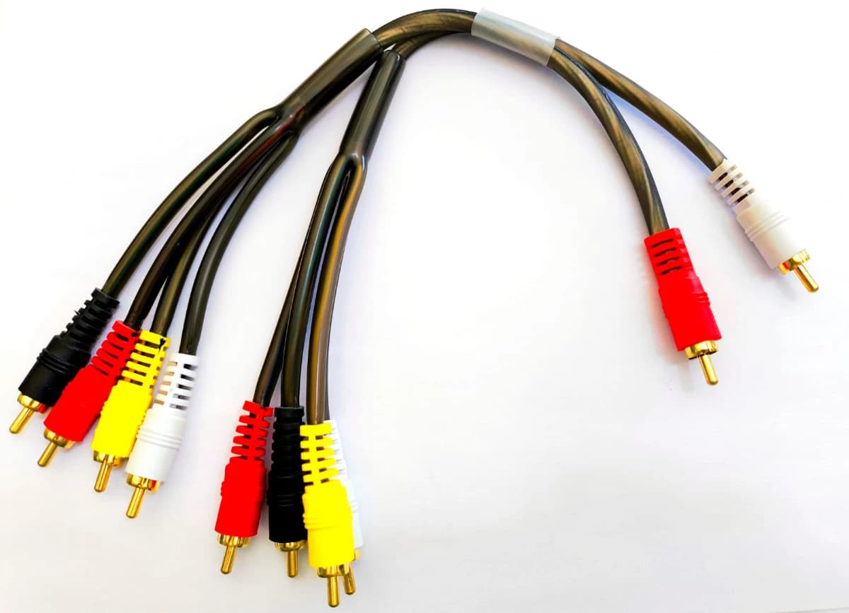 Imagen de Cable de Audio de 1 pie 2 rca Macho a 8 Rca Macho 815415