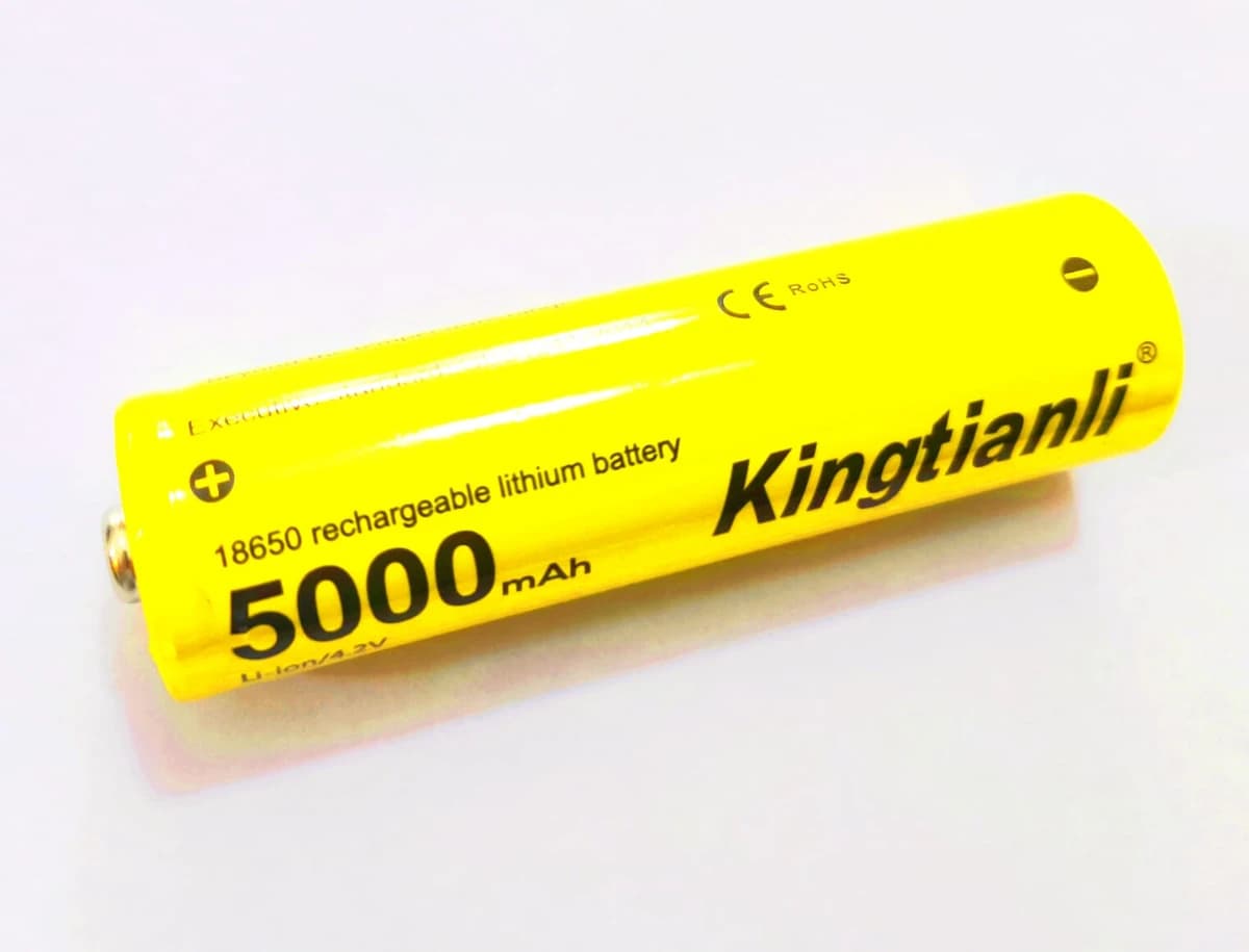 Imagen de Pila de Lítio Recargable 18650 de 3.7 Voltios 2800 Mah Kintianli GB31241-2014 (Precio por Unidad)