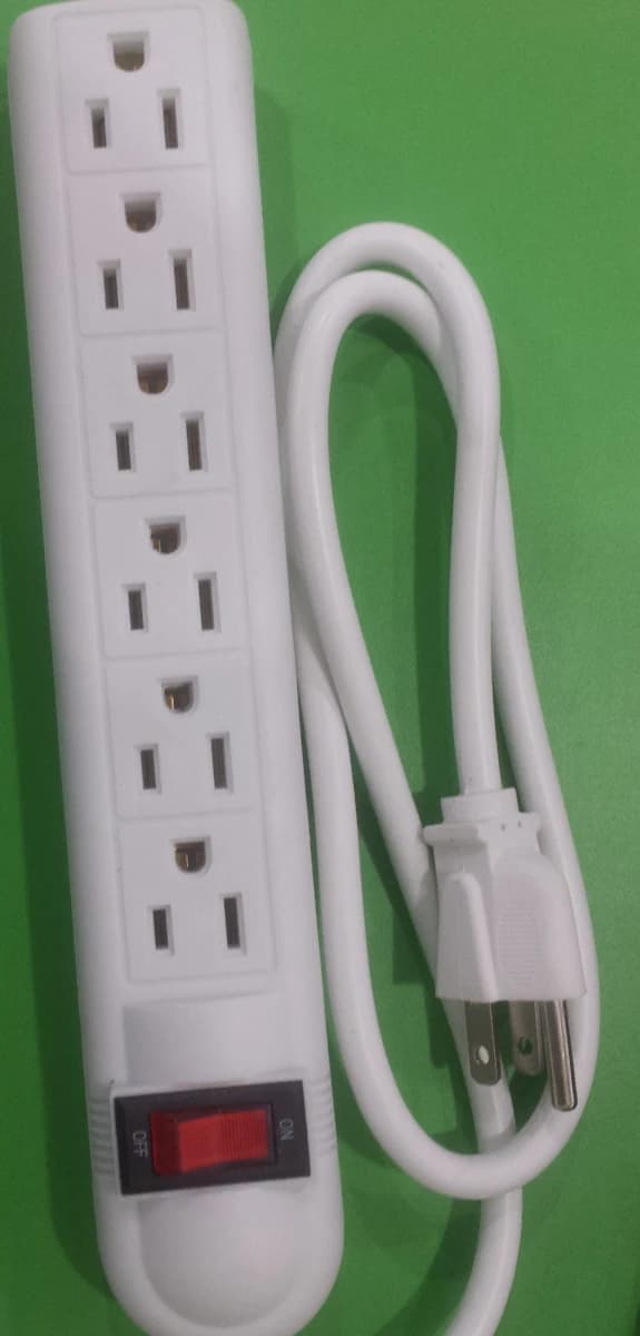 Imagen de Extensison Electrica Multiple de 6 Salidas Color Blanco Inlec 809-5007